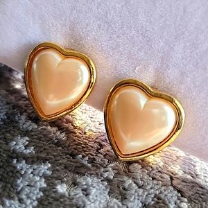 Vintage Heart Enamel Gold tone clip-on Earrings